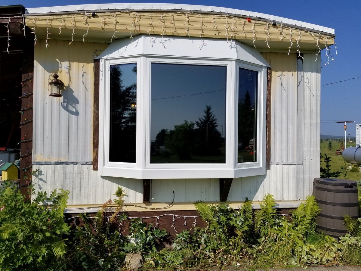 Bay and bow window detail