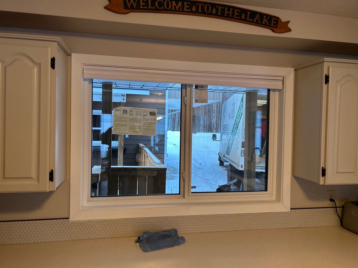 Slider window exterior