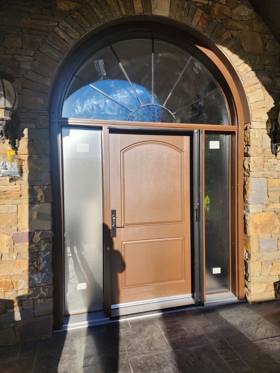 Mastergrain fiberglass entry door installed